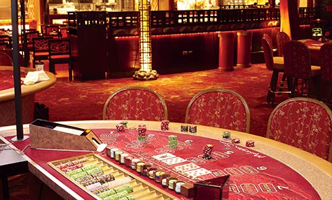 casino deposit 10 play with 80